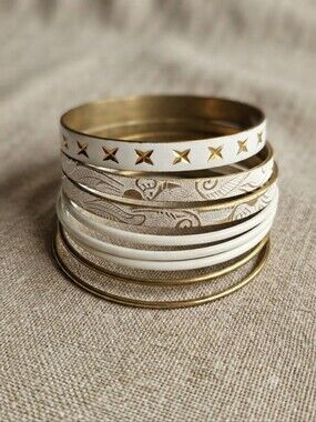 Vintage White & Gold-Tone Star Etched 7-Piece Multi-Bangle Stackable Set